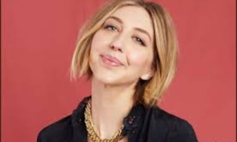 unveiling-the-truth-about-heidi-gardner-height-everything-you-need-to-know